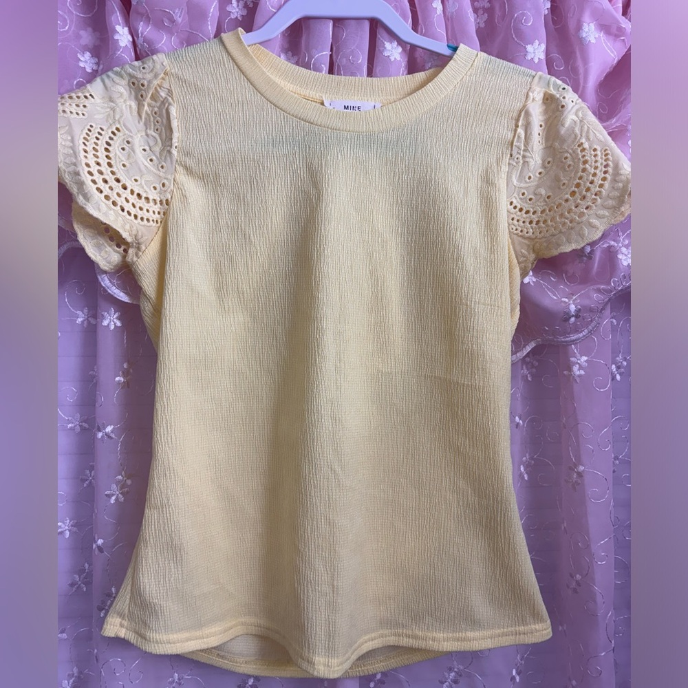 Mine Yellow Short Sleeve Top
